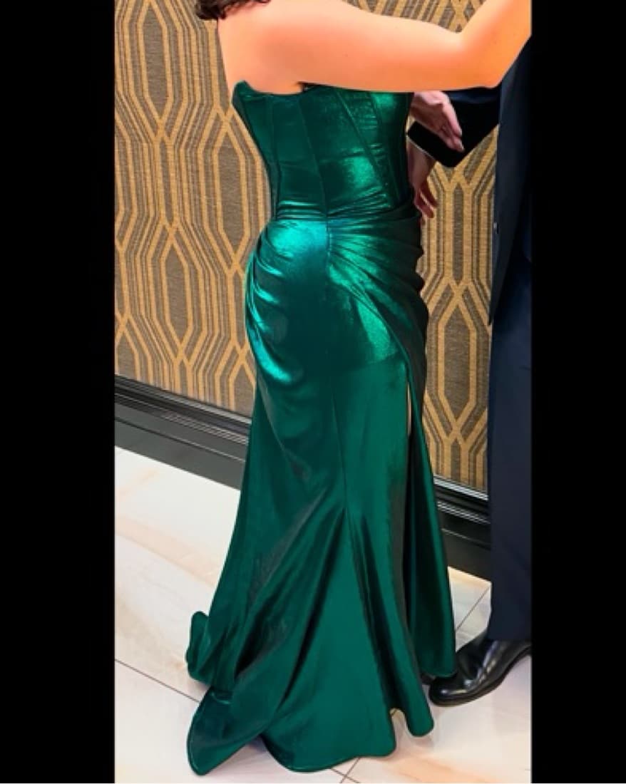 Sherri Hill Emerald Dress - Image 2