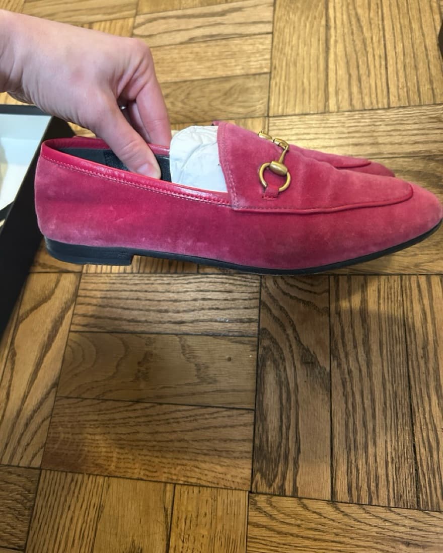 Pink/Red Velvet Gucci Loafers Size 38 - Image 5
