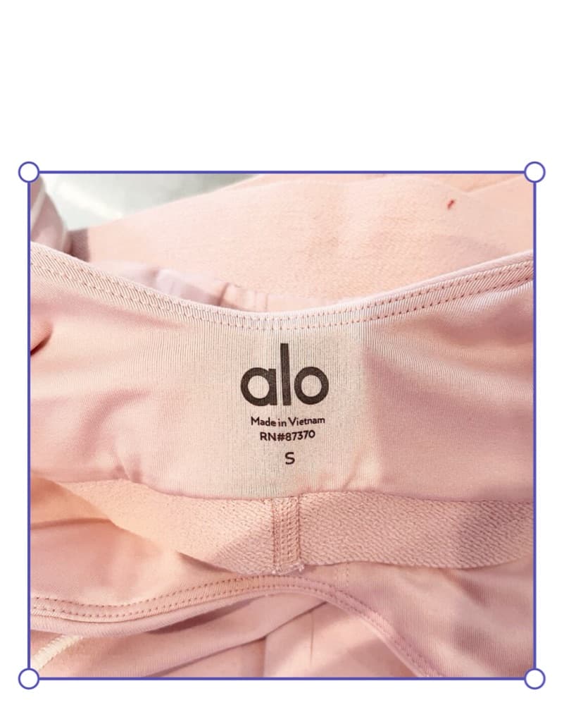Alo Activewear Cropped Tank and Leggings Set - Image 4