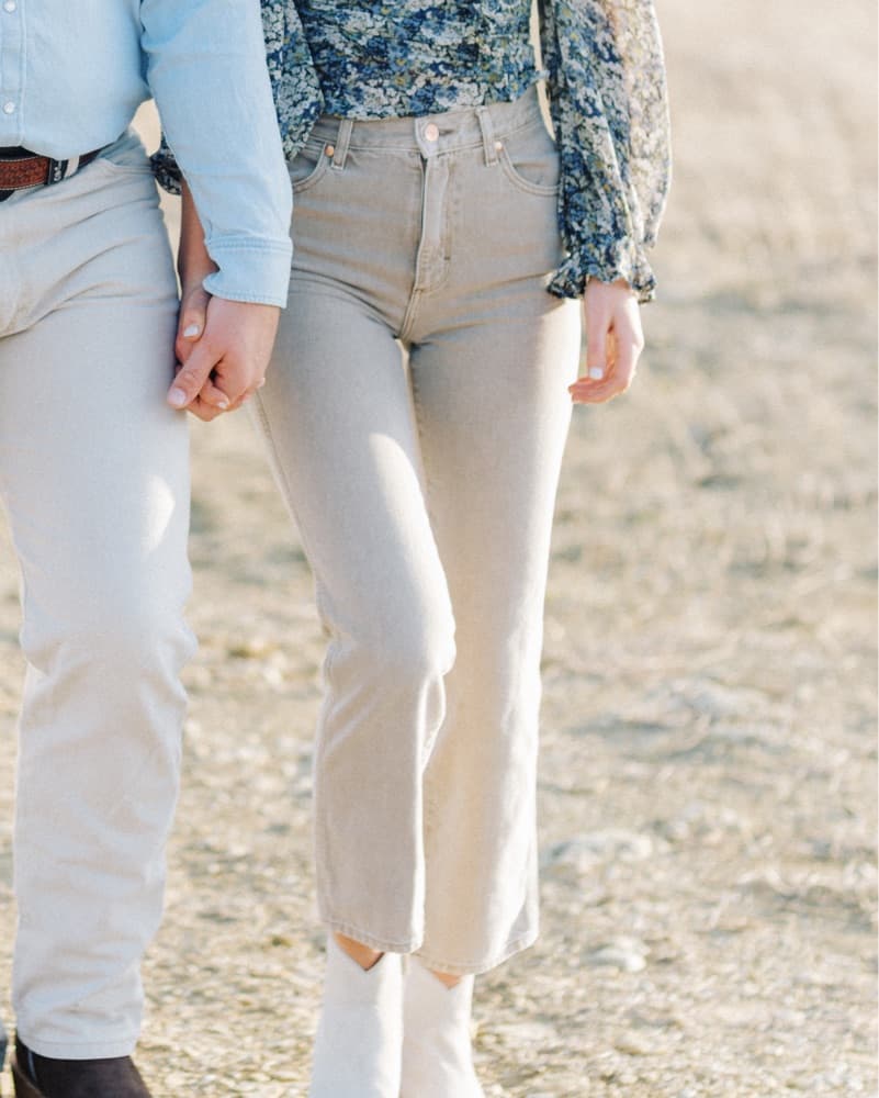 Wrangler tan women's straight jeans - Image 2