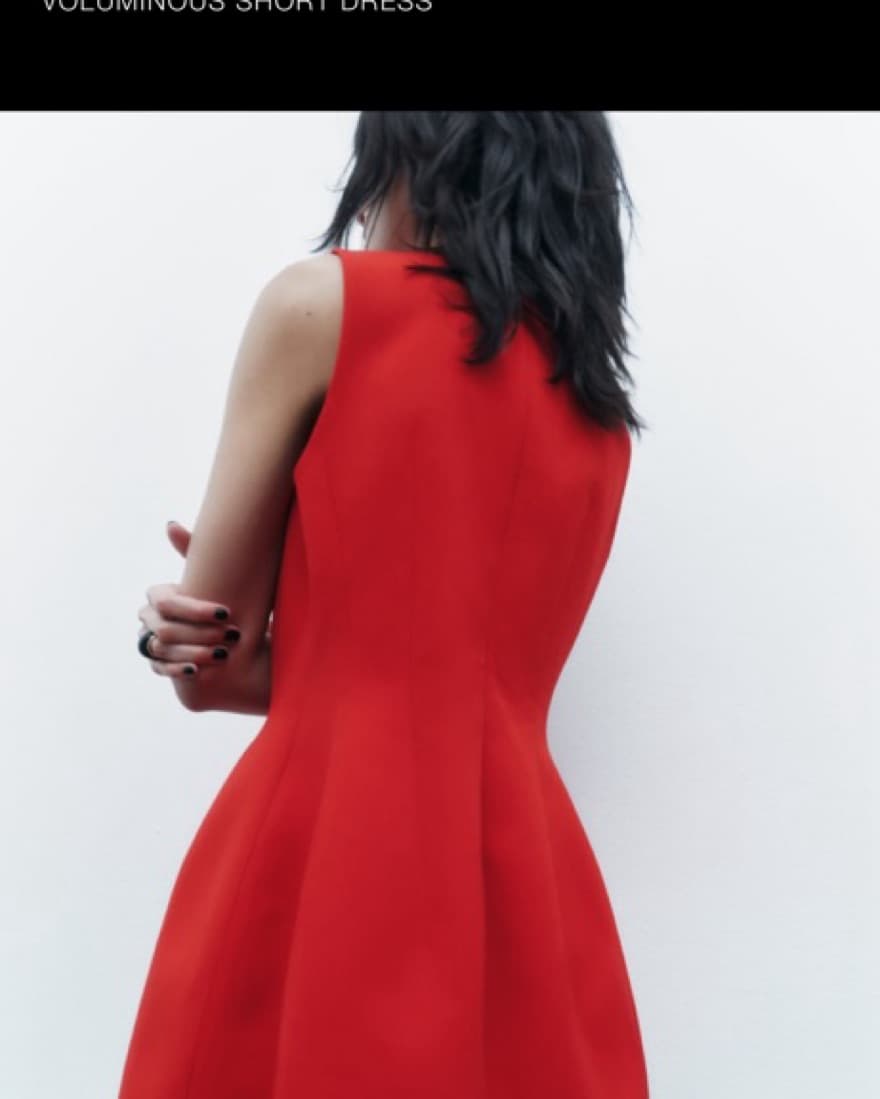 Voluminous Red Mini Dress - Image 4