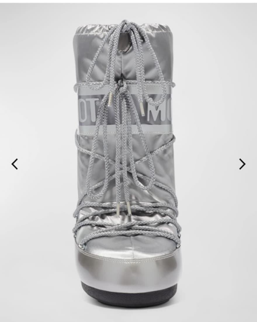  39-41 EU Silver Satin Icon Moon Boots - Image 1