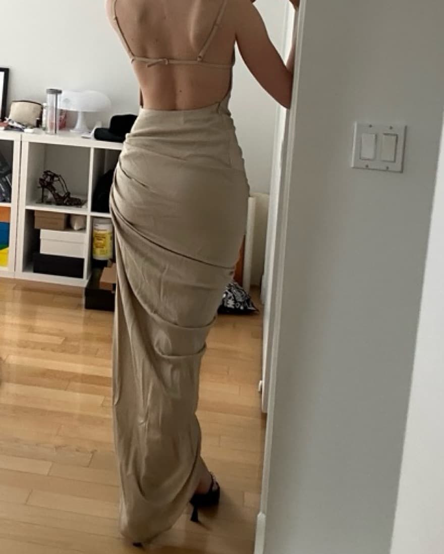 Jacquemus Gigi Hadid Gown - Image 5