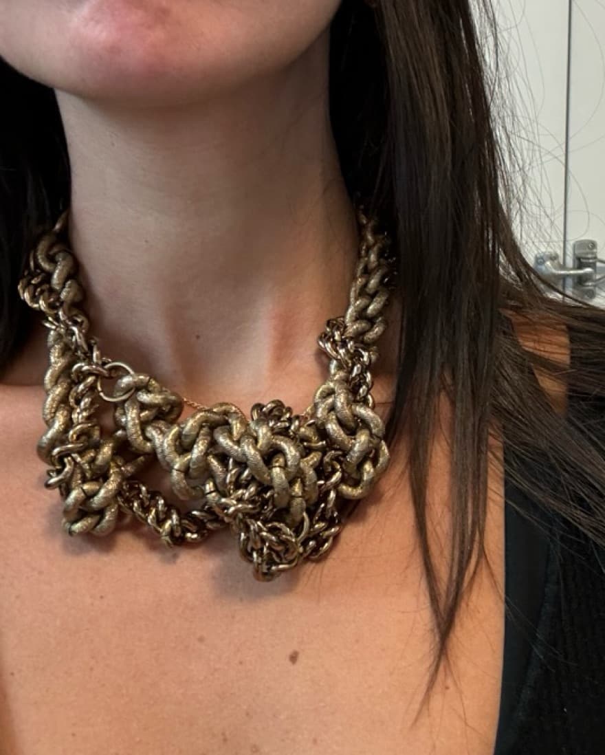 Burberry Statement Neklace - Image 2