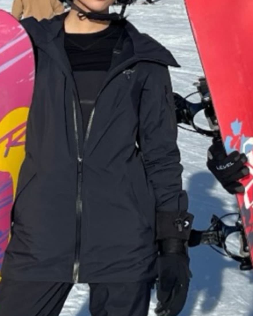 Arc’teryx Sentimel Insulated Jacket - Image 2