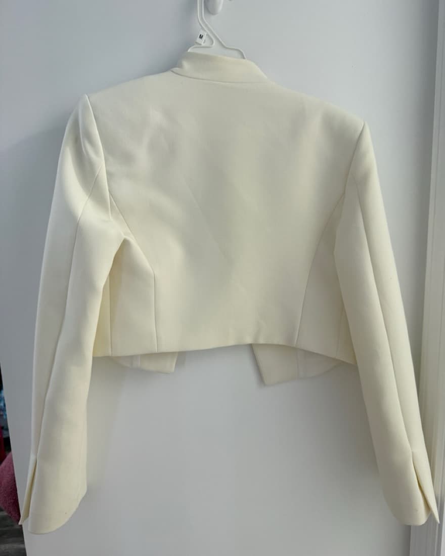 Zara Cream White Cropped Tailored Blazer - Image 3
