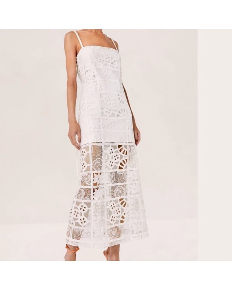 Alexis Bronze Midi Dress In White - Image 2