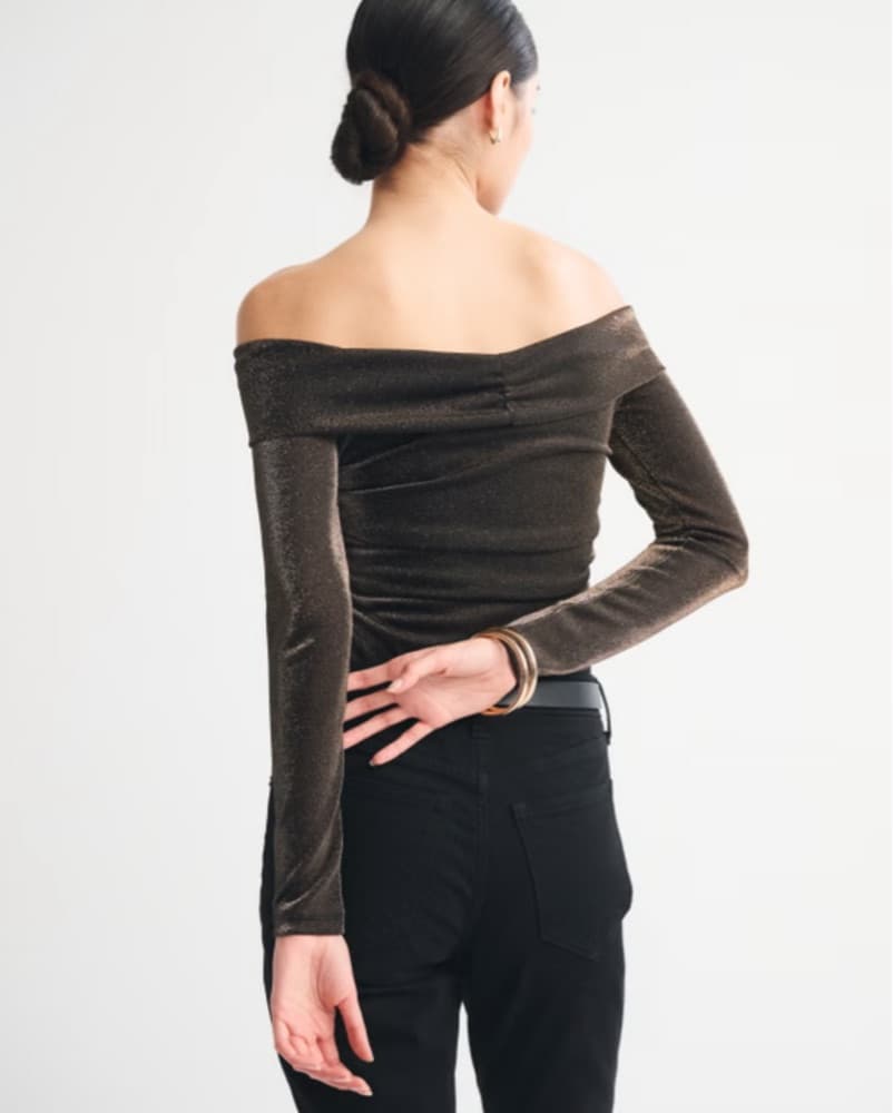 Off The Shoulder Black&Gold Glitter Top  - Image 4