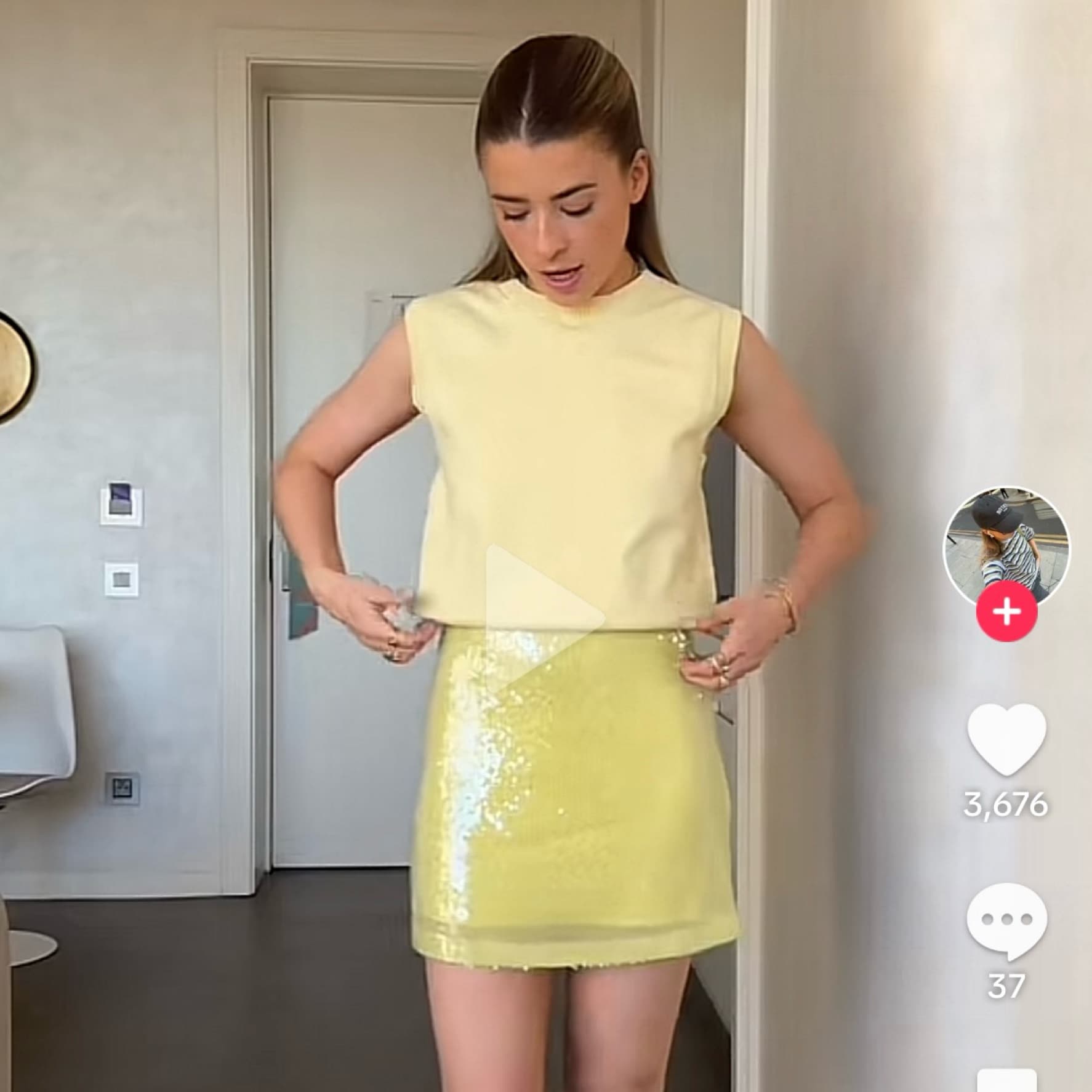 Yellow Sequin Mini Skirt  - Image 5
