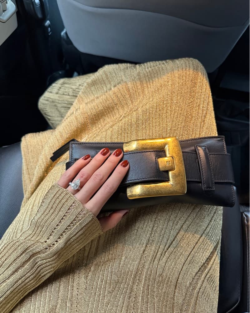 $995 Balmain Black Leather Buckle Clutch - Image 5