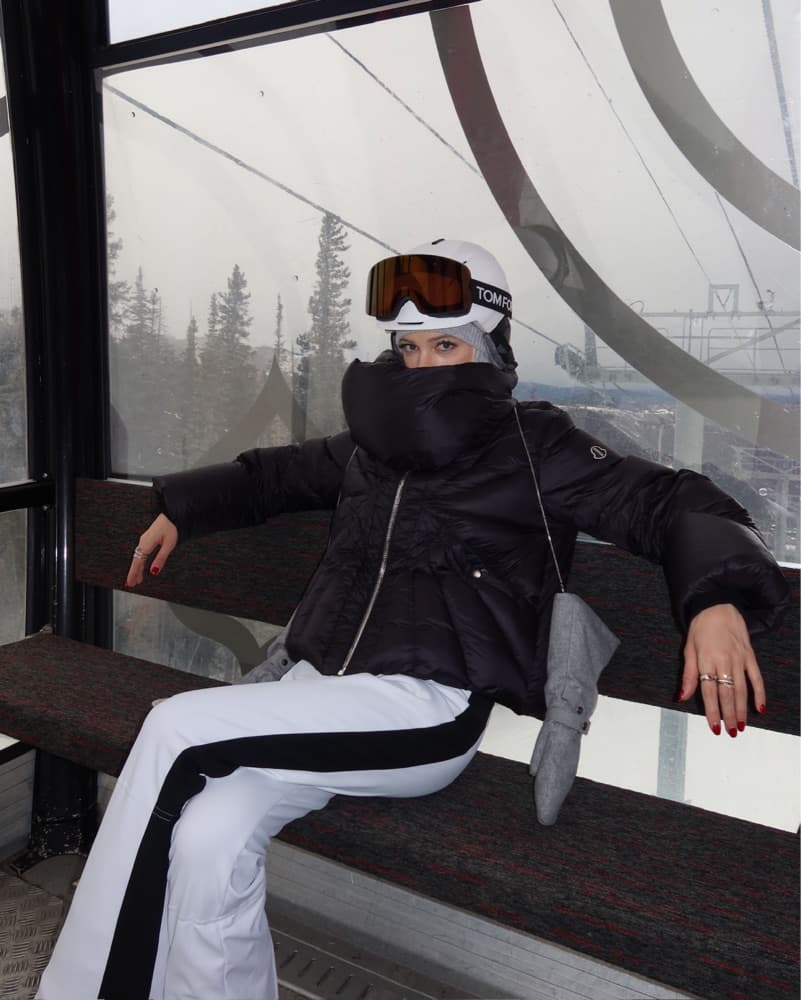 GSOU White Ski Pants XS - Image 2
