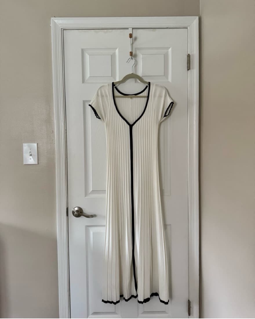 White Knit Pleated Maxi Dress Lalavon - Image 3