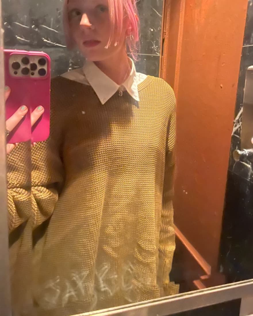 Green Oversized Sweater - Image 1