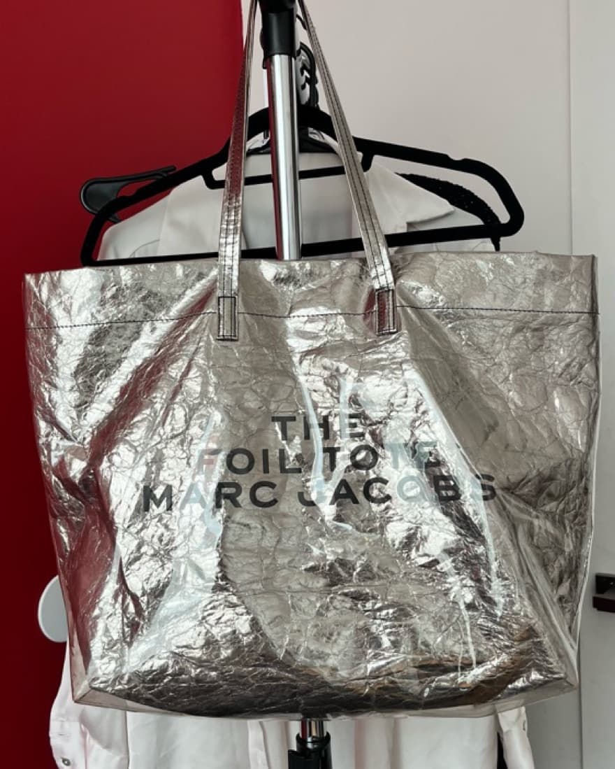 MARC JACOBS The Foil Tote Bag - Image 4