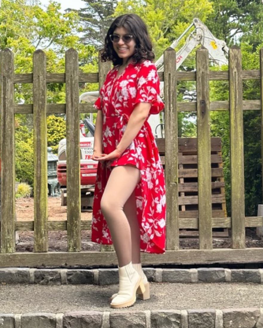 Red Flowy Floral Romper with Skirt - Image 2