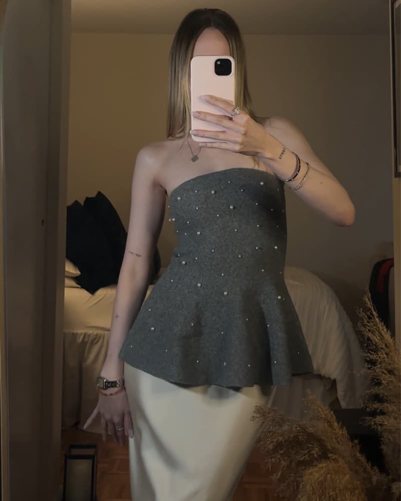 Knit gray peplum tube top with pearls - Image 1