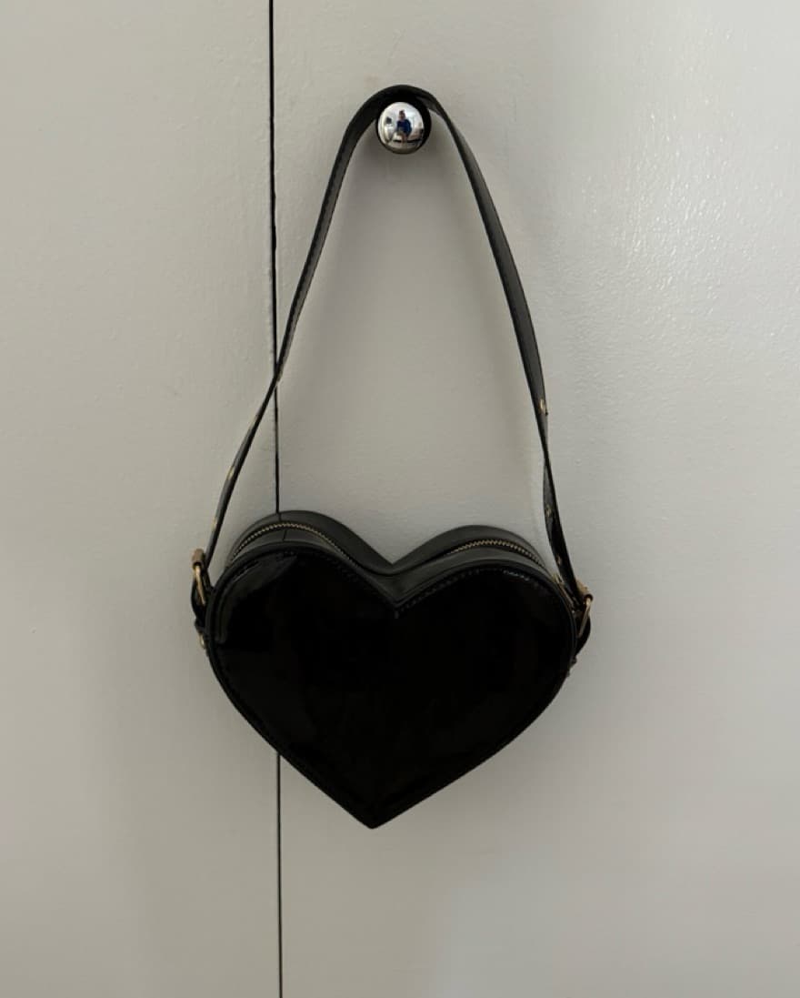 Patent leather 🖤 Bag - Image 1