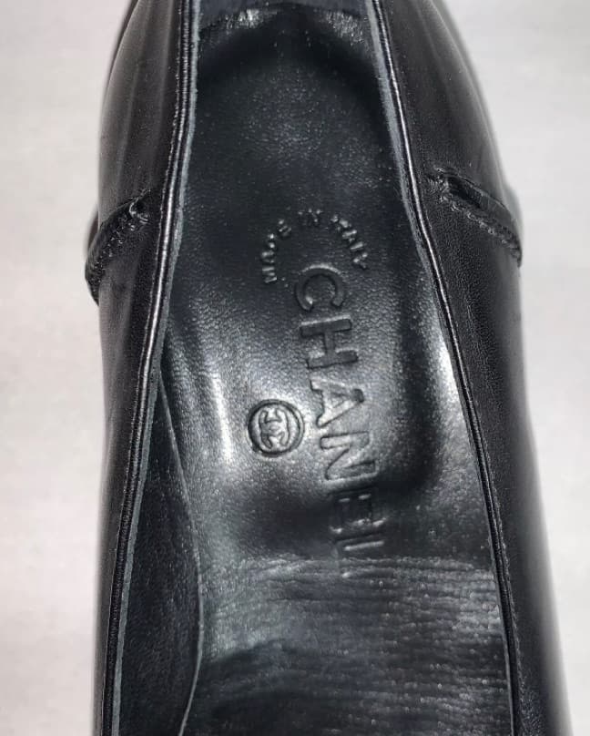 CHANEL size 35.5 loafers - Image 3