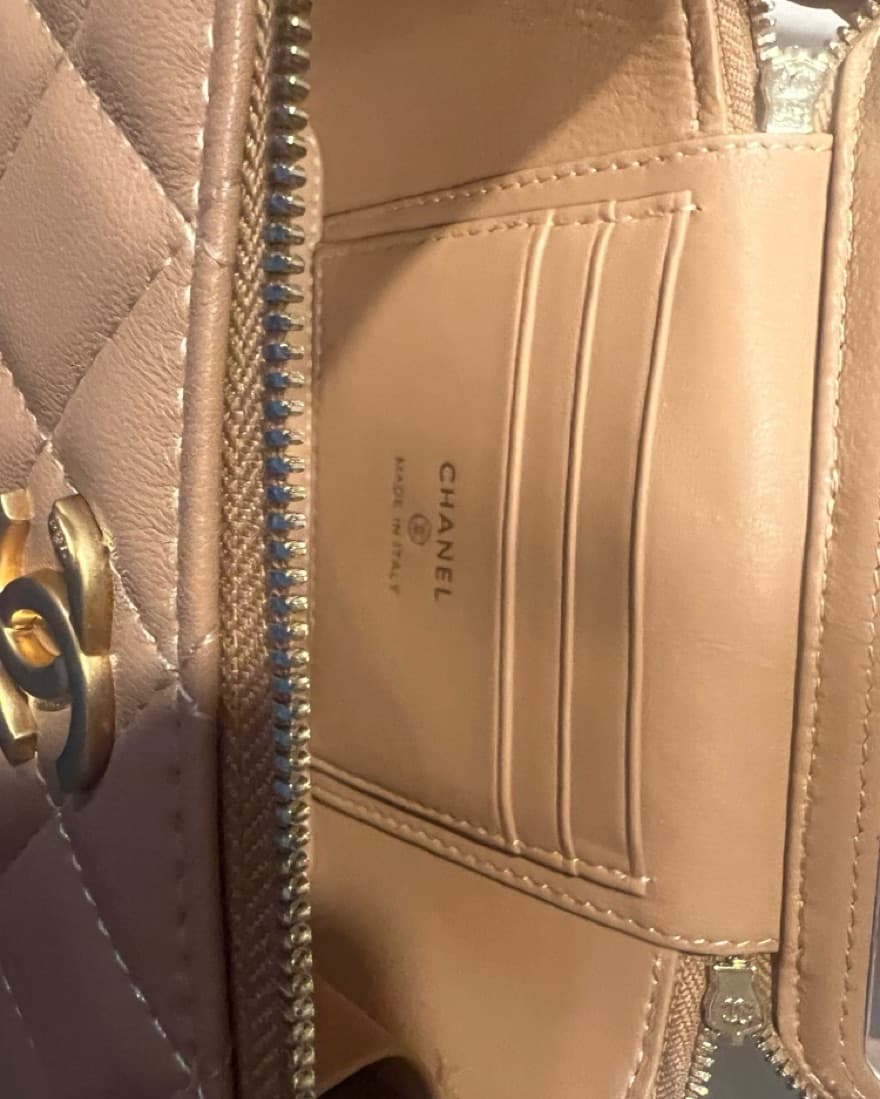 Chanel Vanity Bag - Image 4