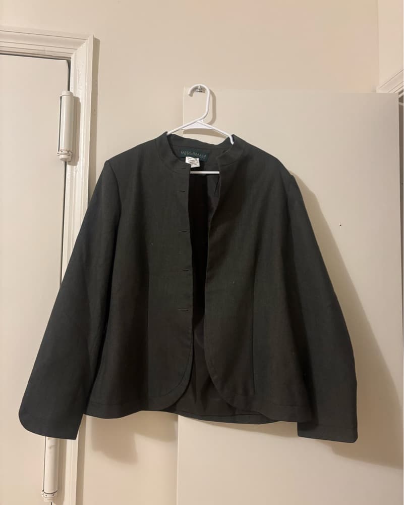 Sleek Olive Green Blazer Jacket - Image 2