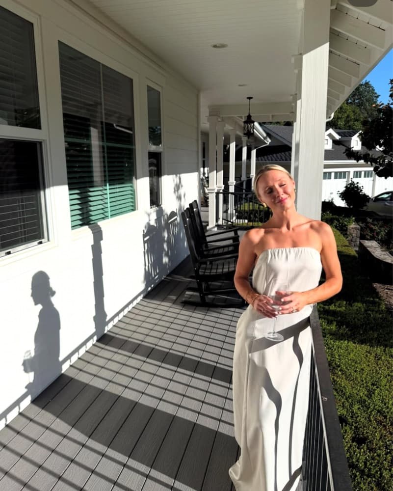 Elegant White Strapless Maxi Dress - Image 3