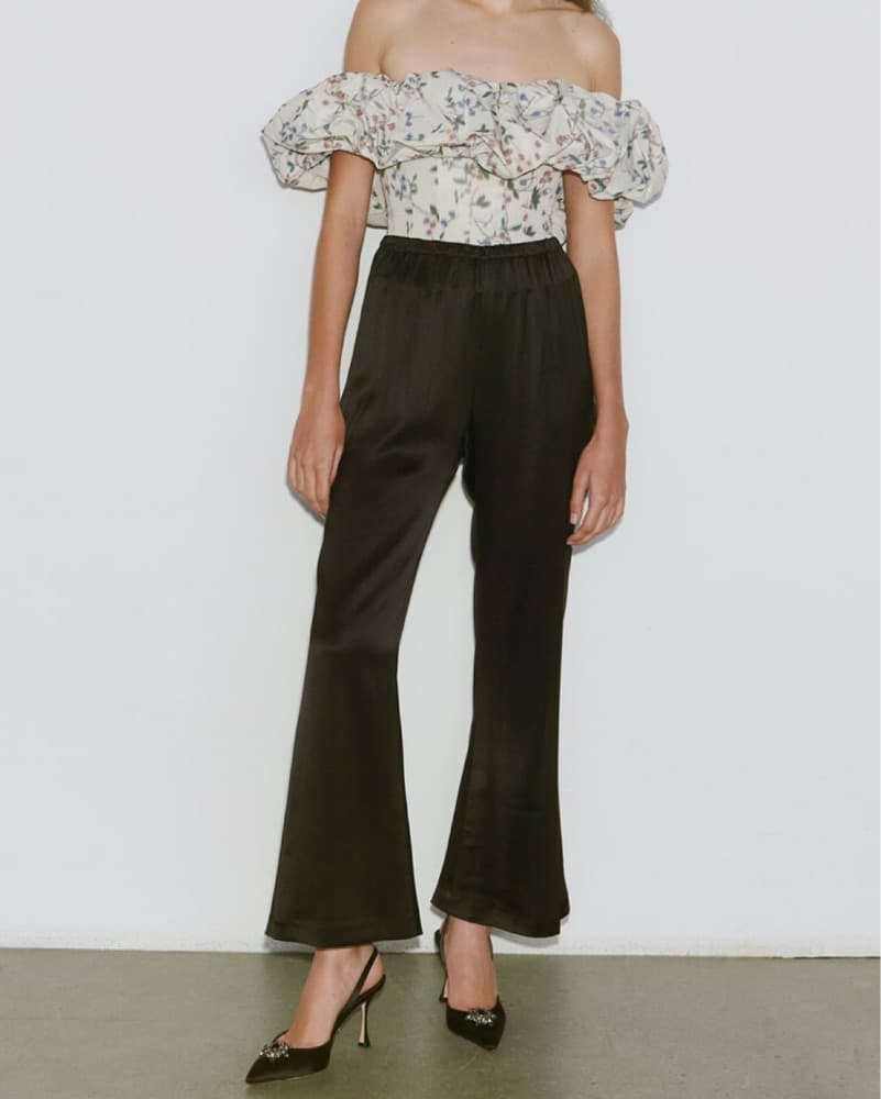 Markarian Melody Top in floral vine Ikat - Image 3