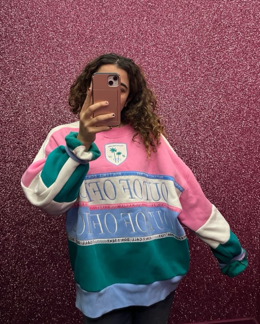 OOO Club Oversized Sweatshirt - Image 6