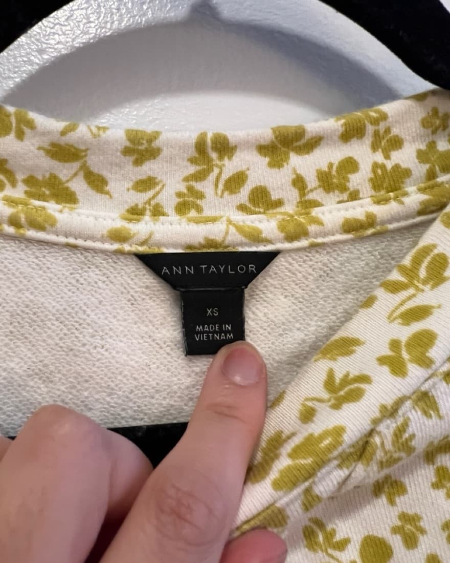 Puff Sleeve Floral Top - Image 4