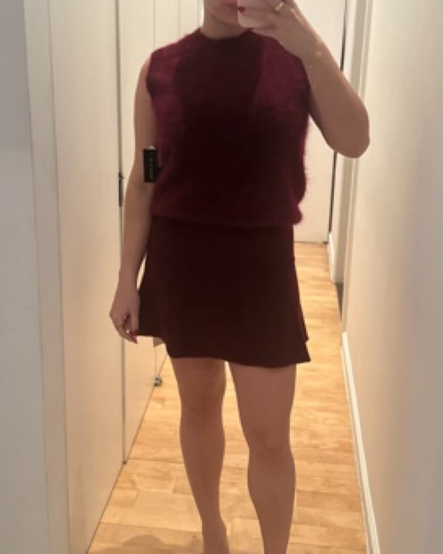 Red Cashmere Skirt Set - Image 3