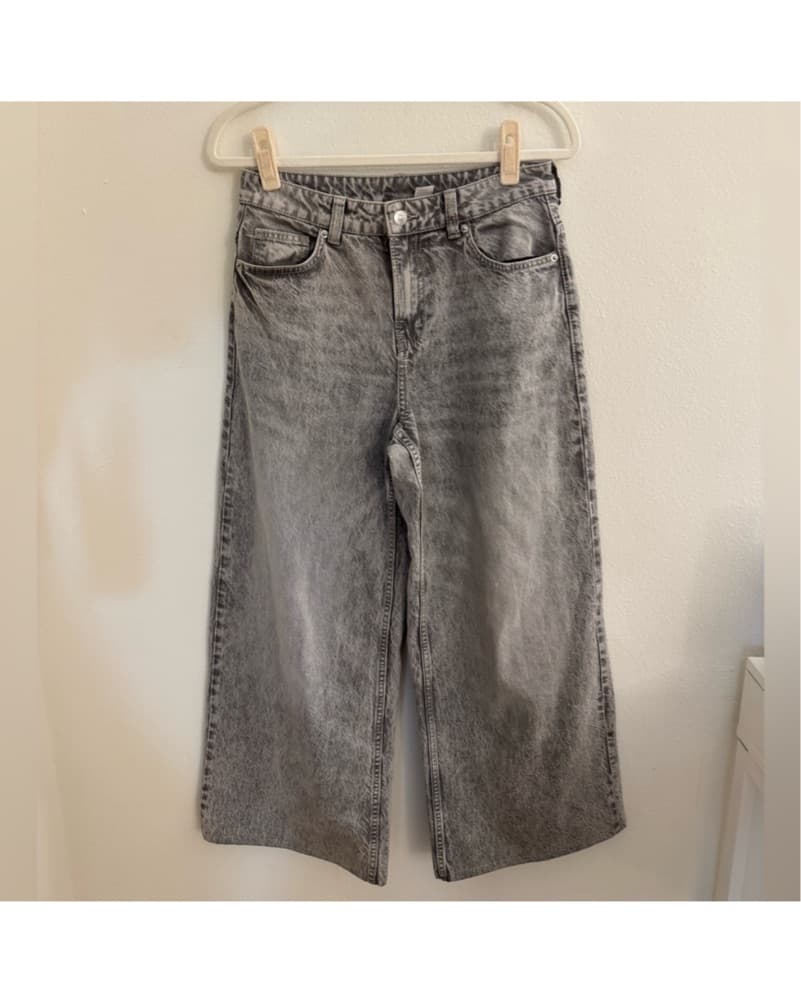 Stylish Gray Low Rise Denim Jeans - Image 1