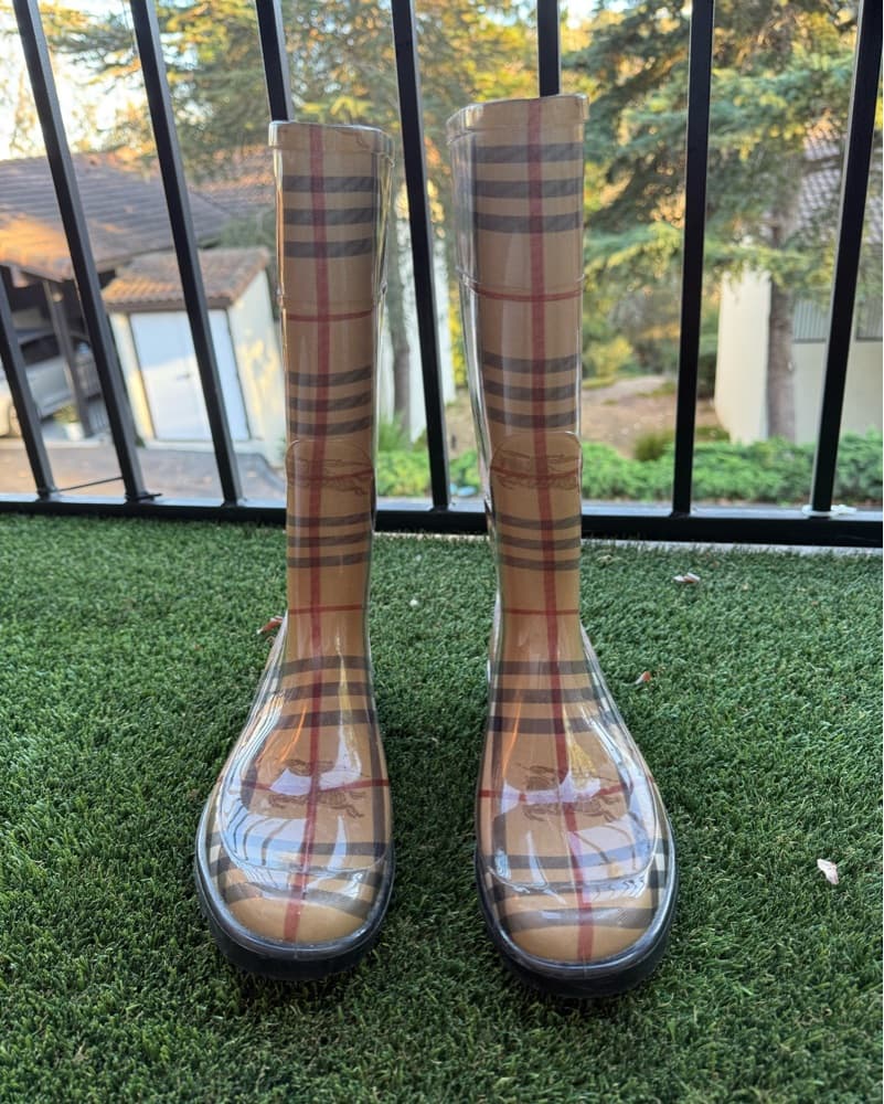 burberry rain boots  - Image 1