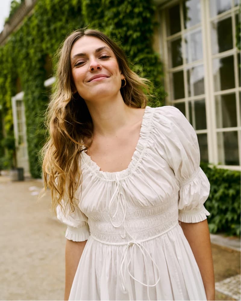 Elegant White Midi Dress - Image 2