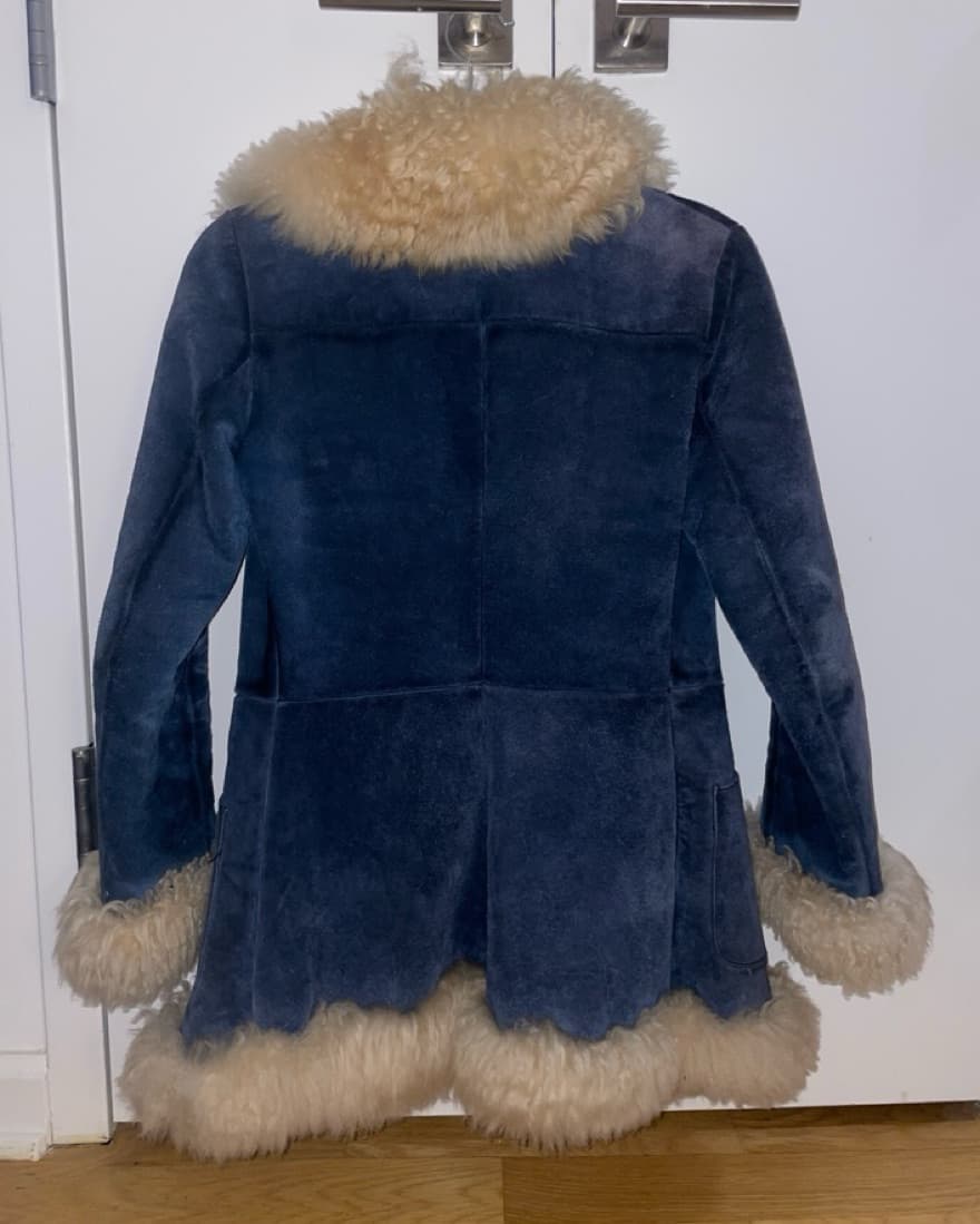 Beautiful Fur Lined Blue Coat - Image 2