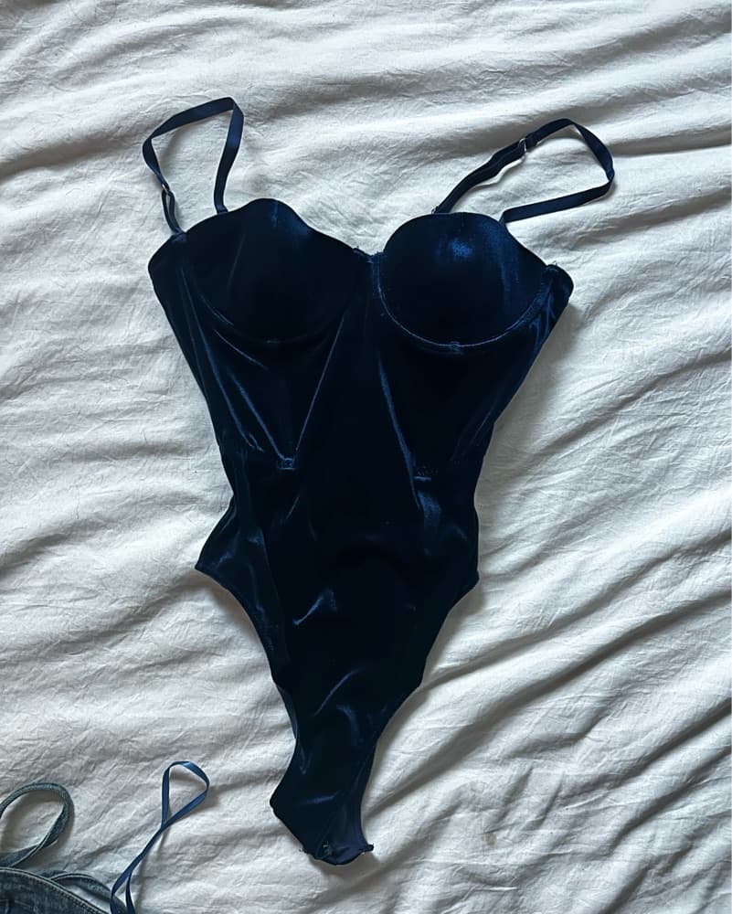 Fleur du Mal Velvet Balconette Bodysuit - Image 2