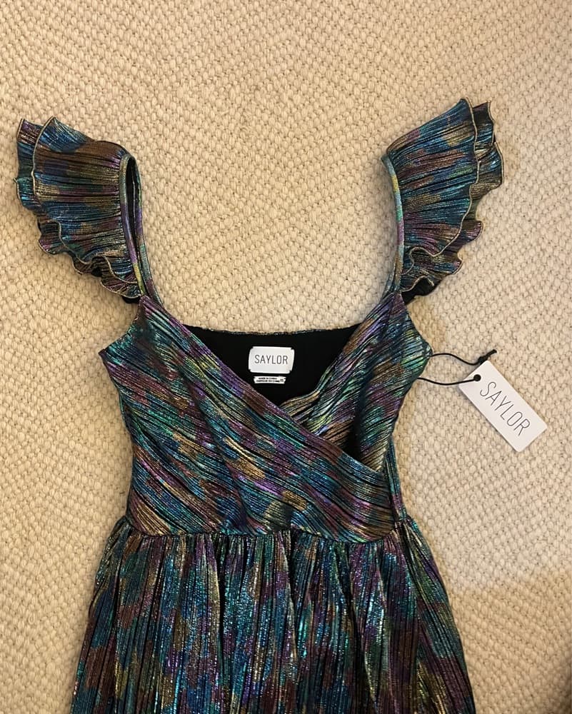 SAYLOR Vibrant Pleated Metallic Gown - Image 3