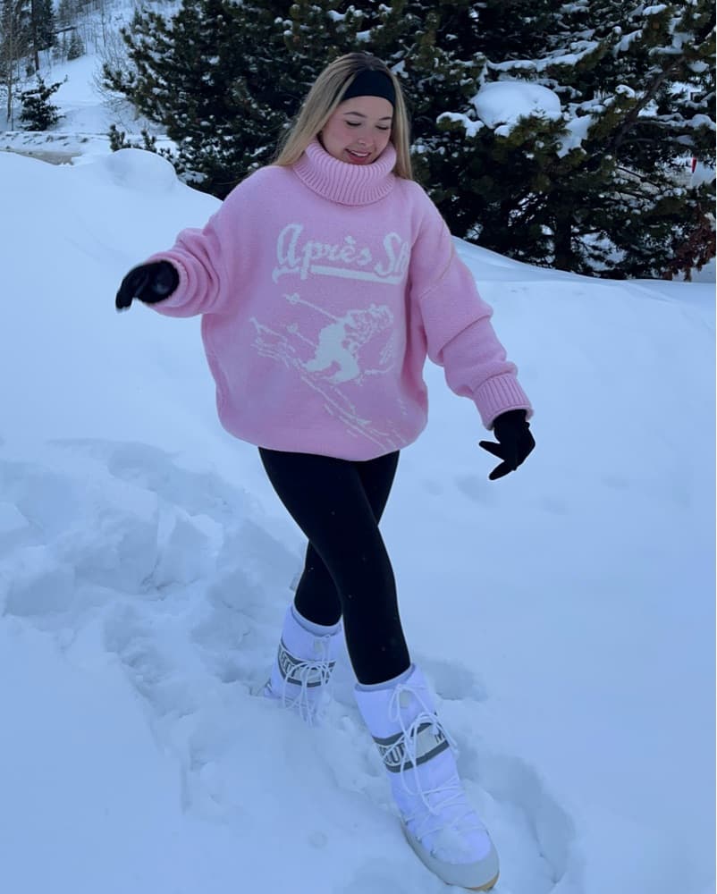 White Moon Boots - Image 1