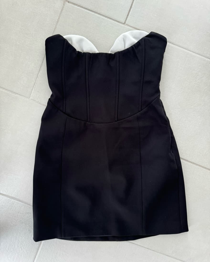 Meshki Deana Contrast Dress Size Small - Image 4