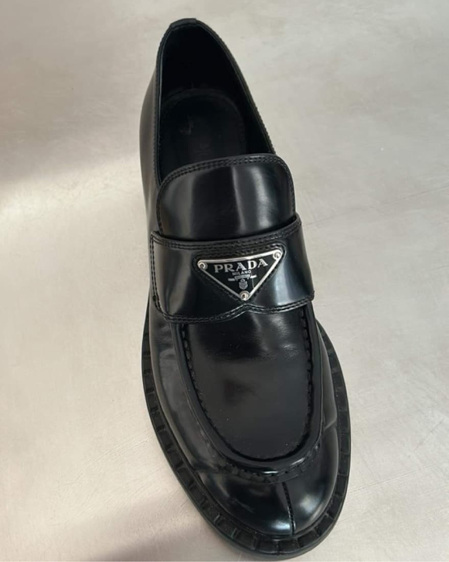 Prada Loeffers  - Image 1