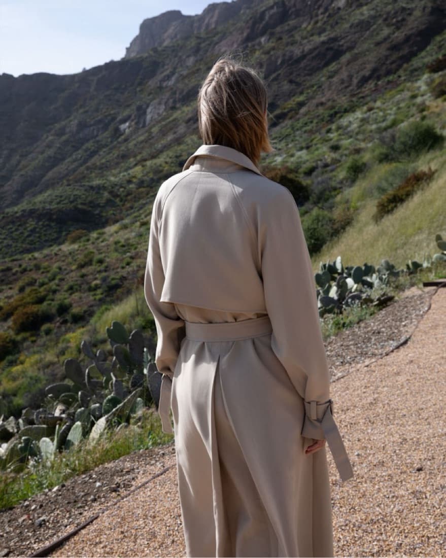 Oversized trench coat  - Image 4