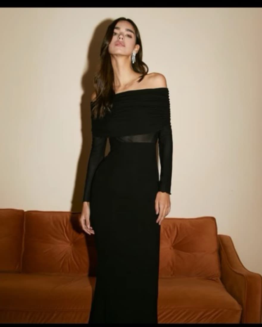 Viral Off Shoulder Maxi Dress - Image 3