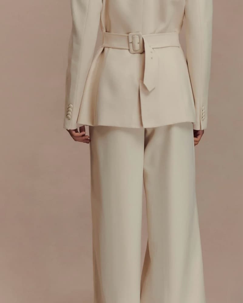 Elegant Ivory Pantsuit - Image 3
