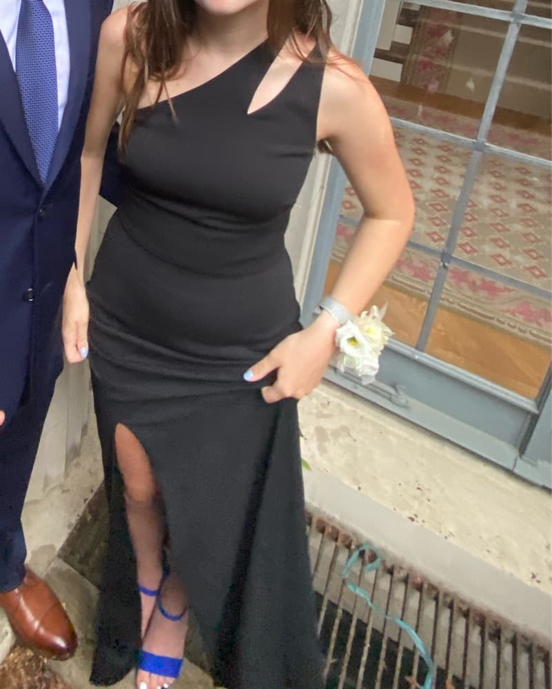 Black One Shoulder Slit Gown - Image 3