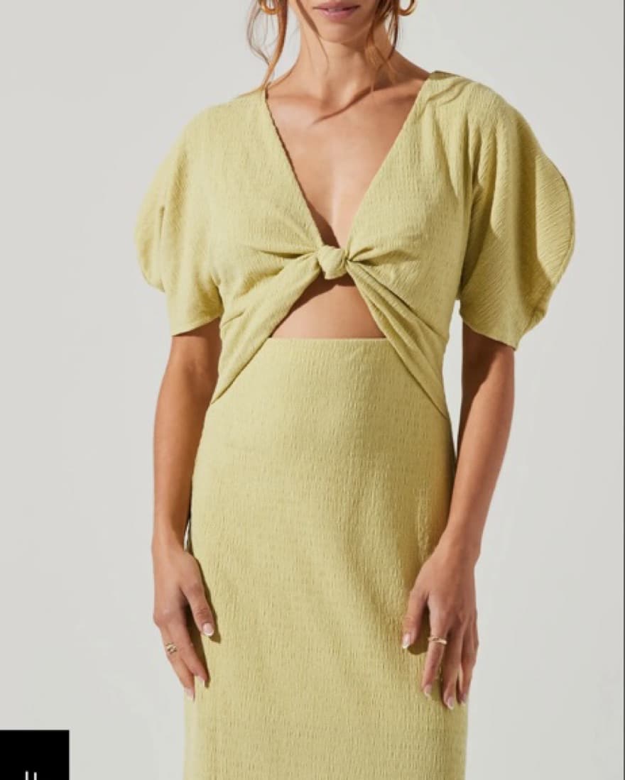 ASTR Green Cutout Puff Sleeve Midi Dress - Image 3