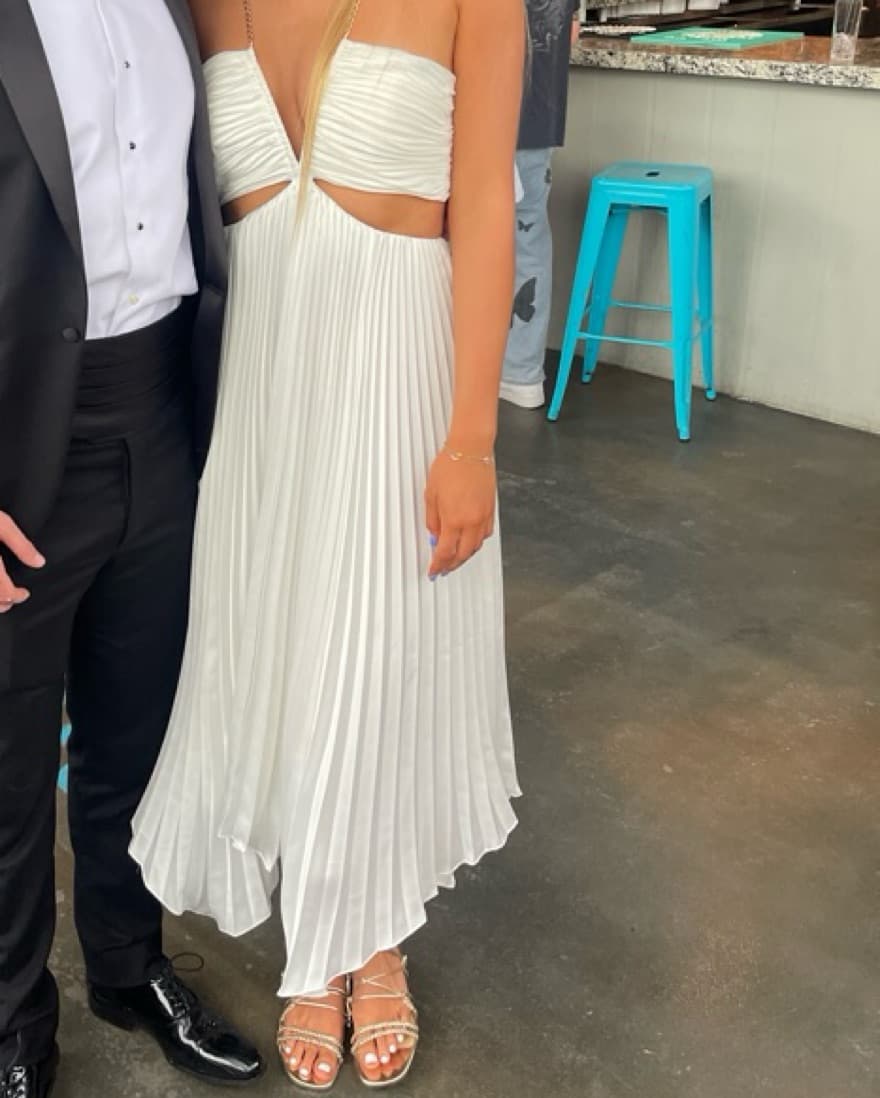 AIIFOS EVIE MAXI DRESS - Image 4
