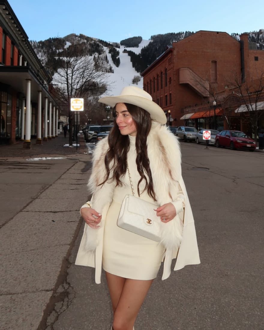 *ONE OF A KIND* Lapointe Ivory Fur Cape - Image 4
