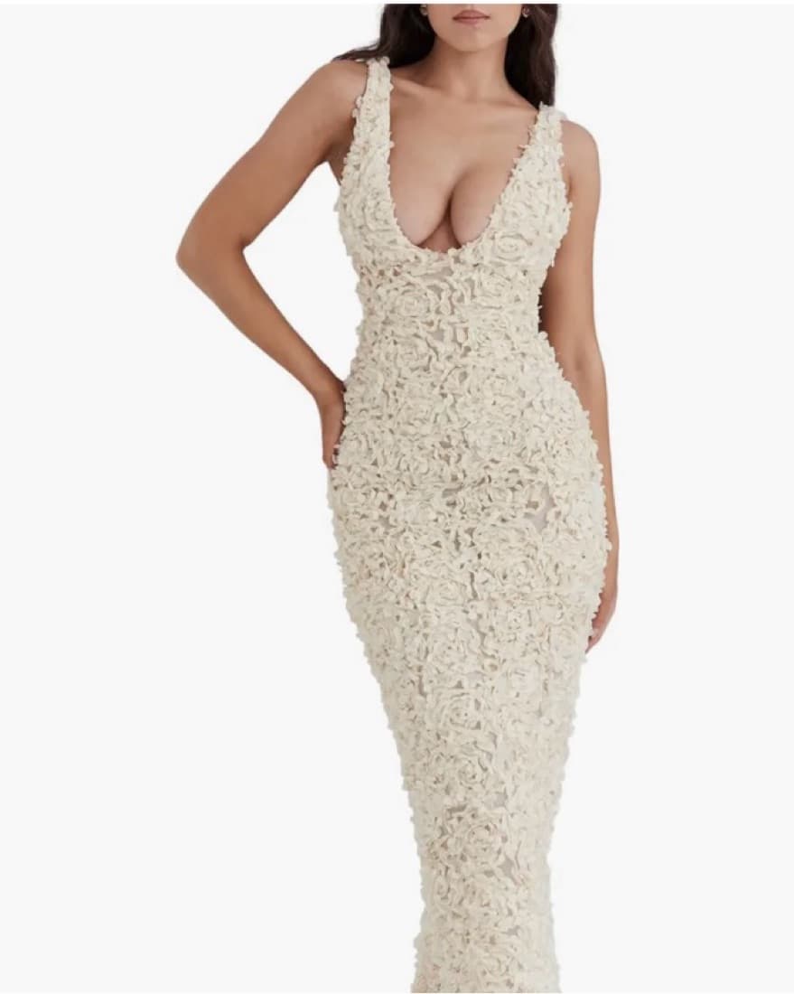 Carena 3D Floral Appliqué Plunge Gown - Image 4