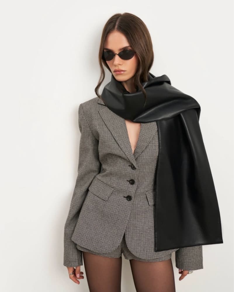 Clinched Waist Blazer & Micro Shorts Set - Image 3