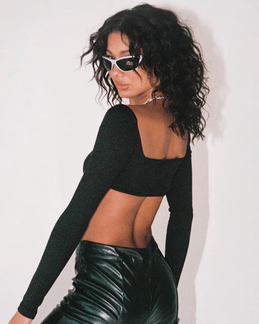 Becca Long Sleeve Crop Top - Image 3