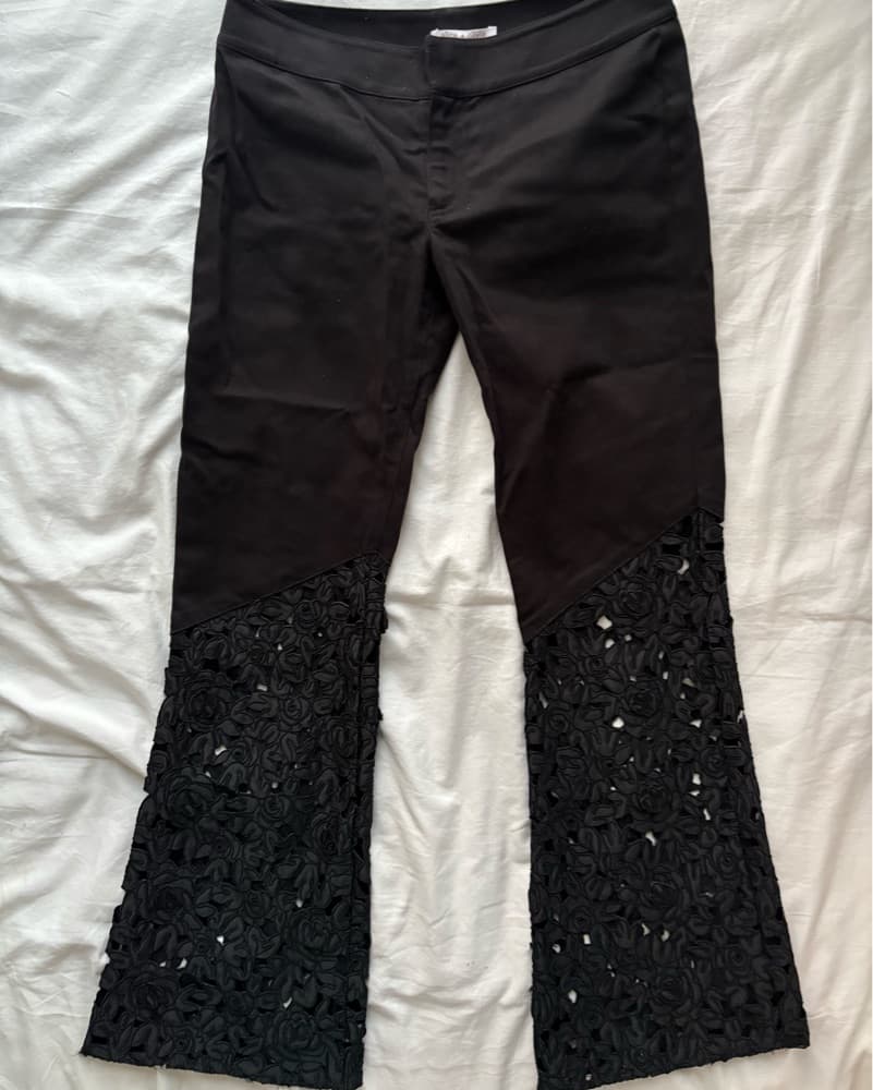 alice and olivia low rise flare pants  - Image 1