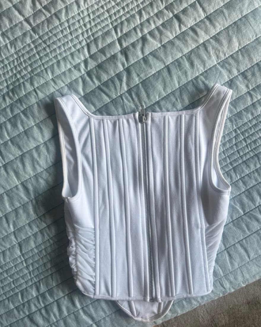 I Am Gia Corset - Image 2